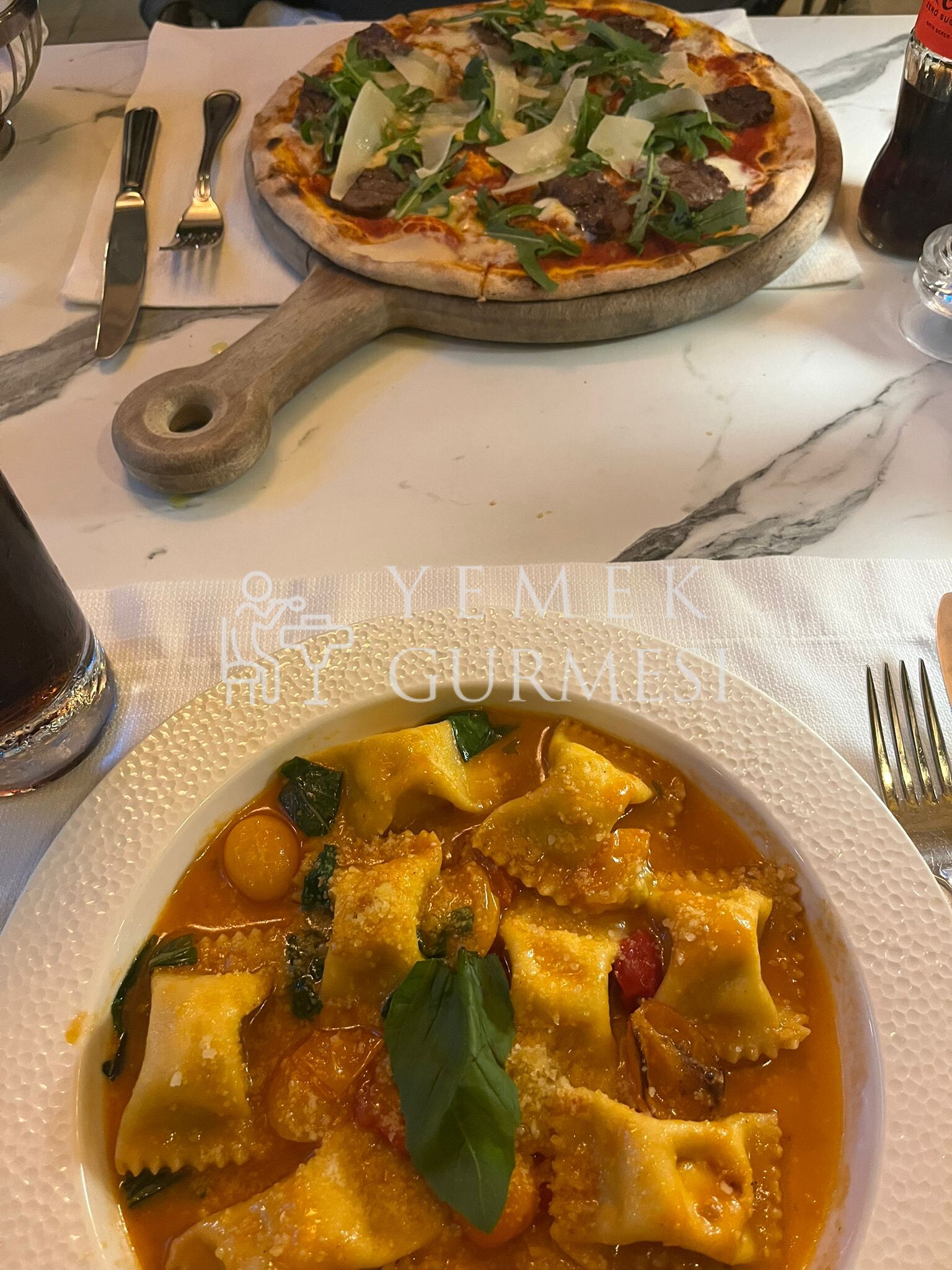 L'Olivetto Restoran Makarna