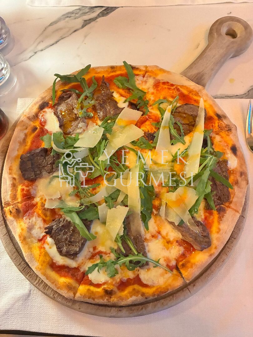 L'Olivetto Restoran Bistecca Pizza