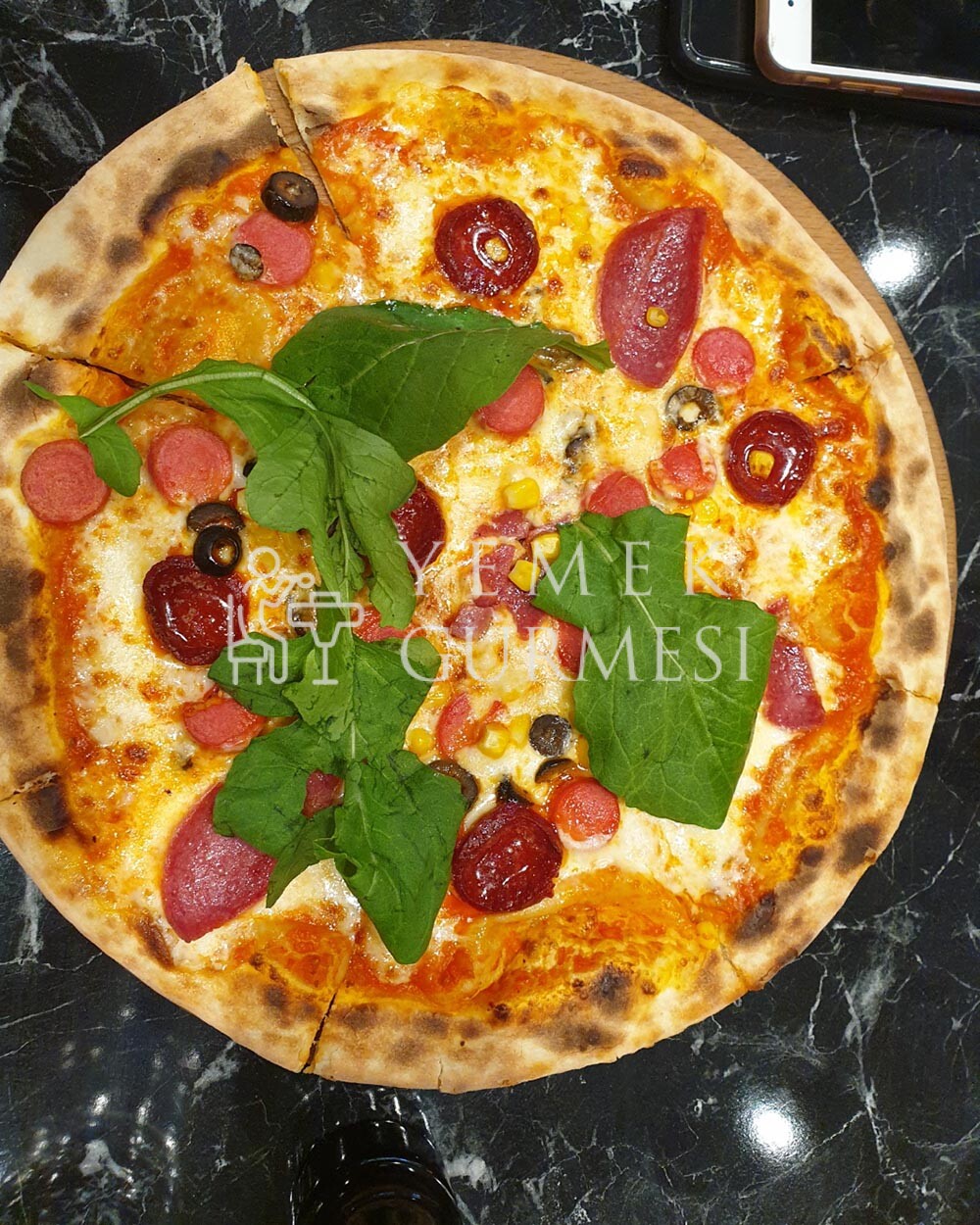 Niyokki Şarküteri Pizza