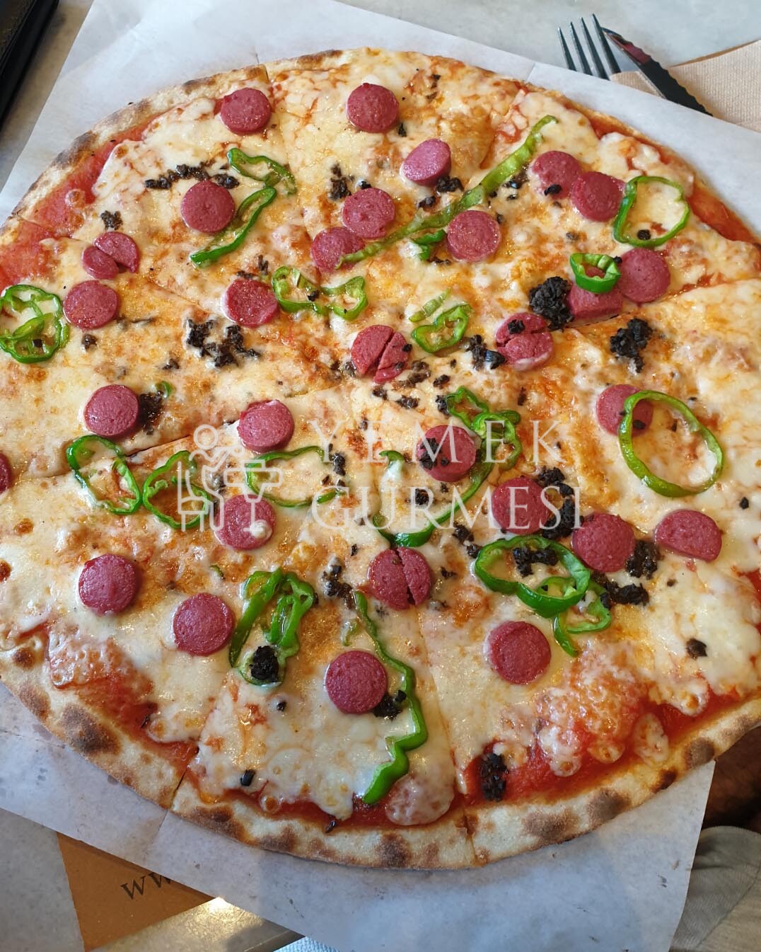 Danilo's Sosisli Pizza